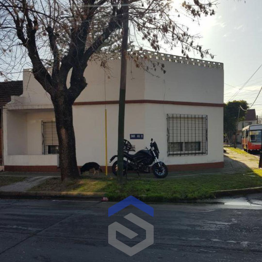 #4155217 | Venta | Casa | Temperley (Sevillano Negocios Inmobiliarios)