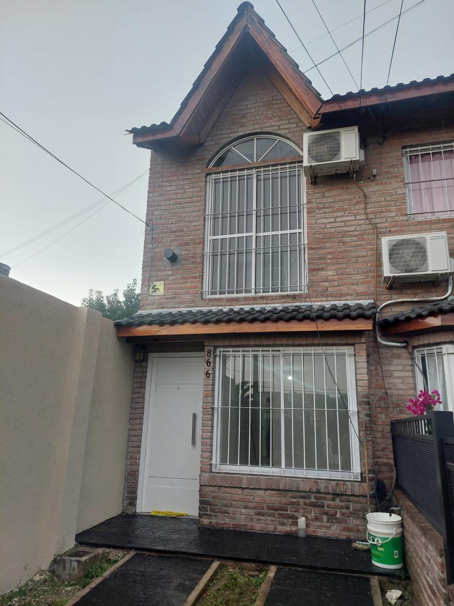 #5051940 | Venta | Casa | Bella Vista (Estrada inversiones inmobiliarias)