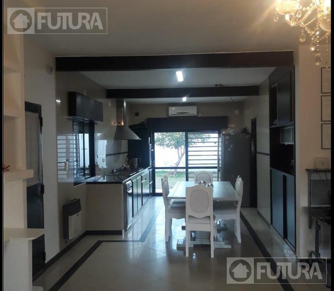 #1279876 | Venta | Casa | Tiro Suizo (Futura Inmobiliaria)