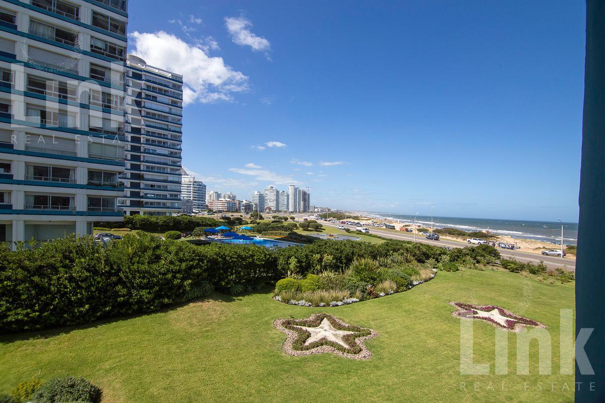 #1509467 | Sale | Apartment | Playa Brava (Link Real State Boutique)