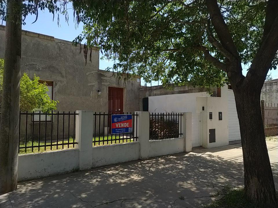 #3778538 | Venta | Casa | Barrio 1° De Julio (CG Negocios Inmobiliarios)