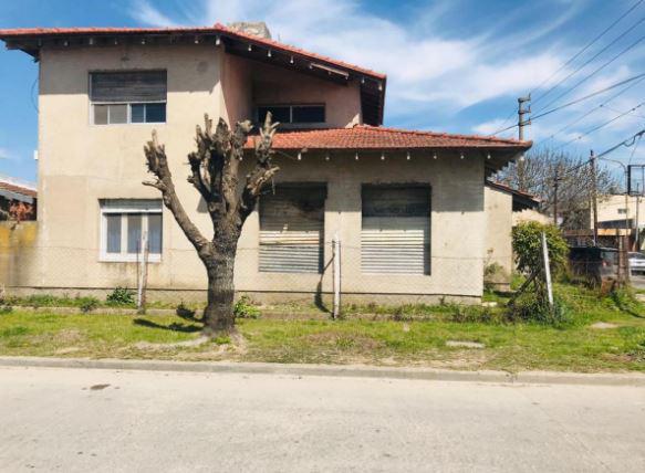 #1729591 | Venta | Casa | Berisso (Estudio Yacoub)