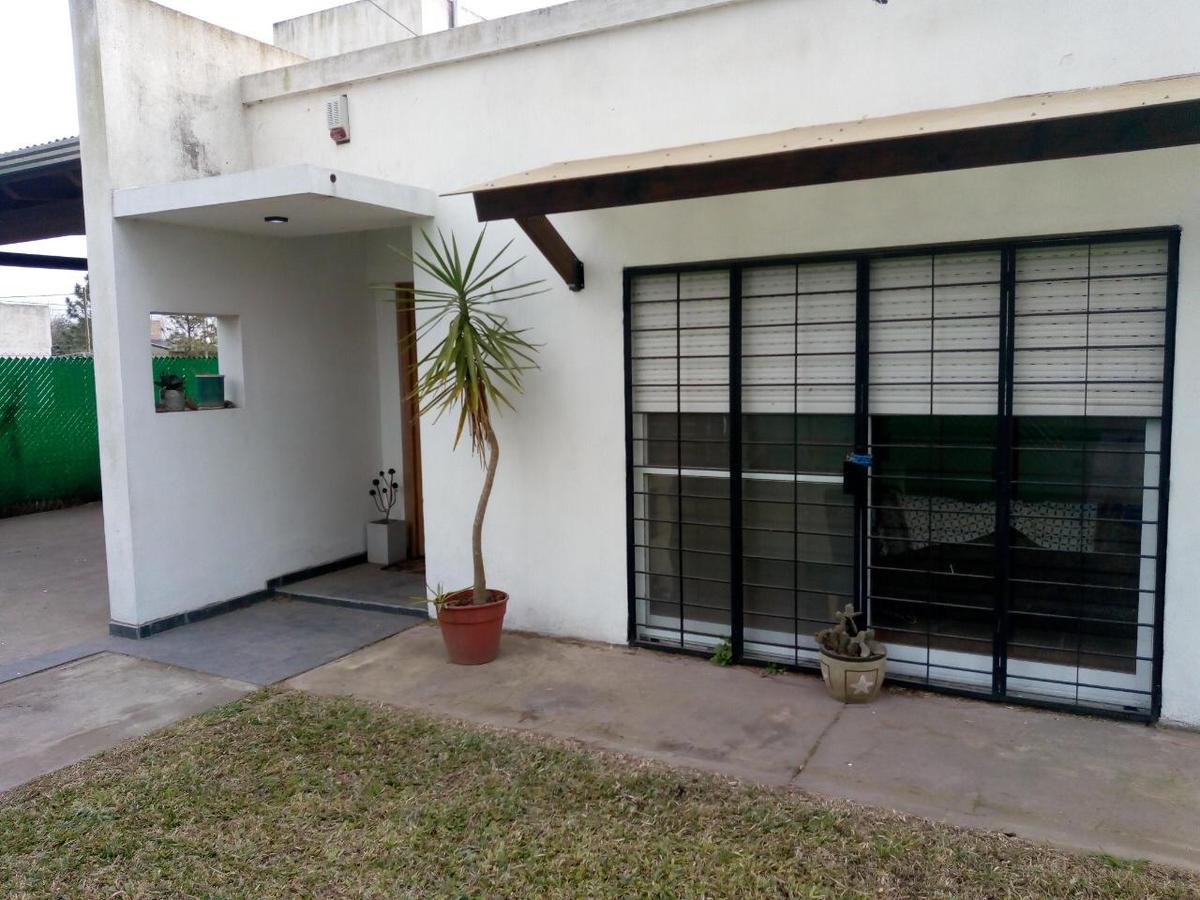 #2483563 | Venta | Casa | Barrio Tierra De Oro (SANCHEZ CARRASCO - Negocios Inmobiliarios.)