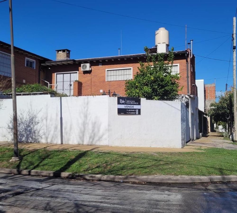 #4985468 | Venta | Casa | Villa Ballester (BAR Propiedades)