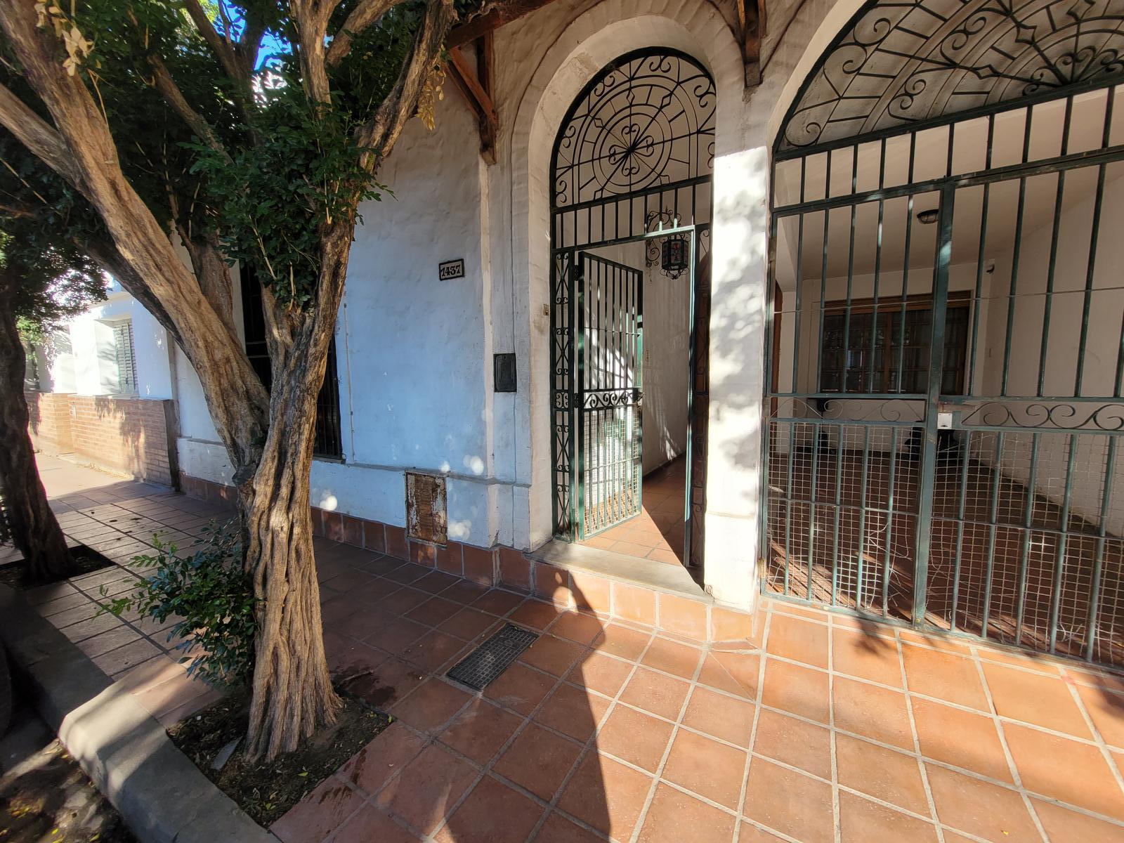 #4196070 | Venta | Casa | General Pueyrredon (López  Baena Propiedades)