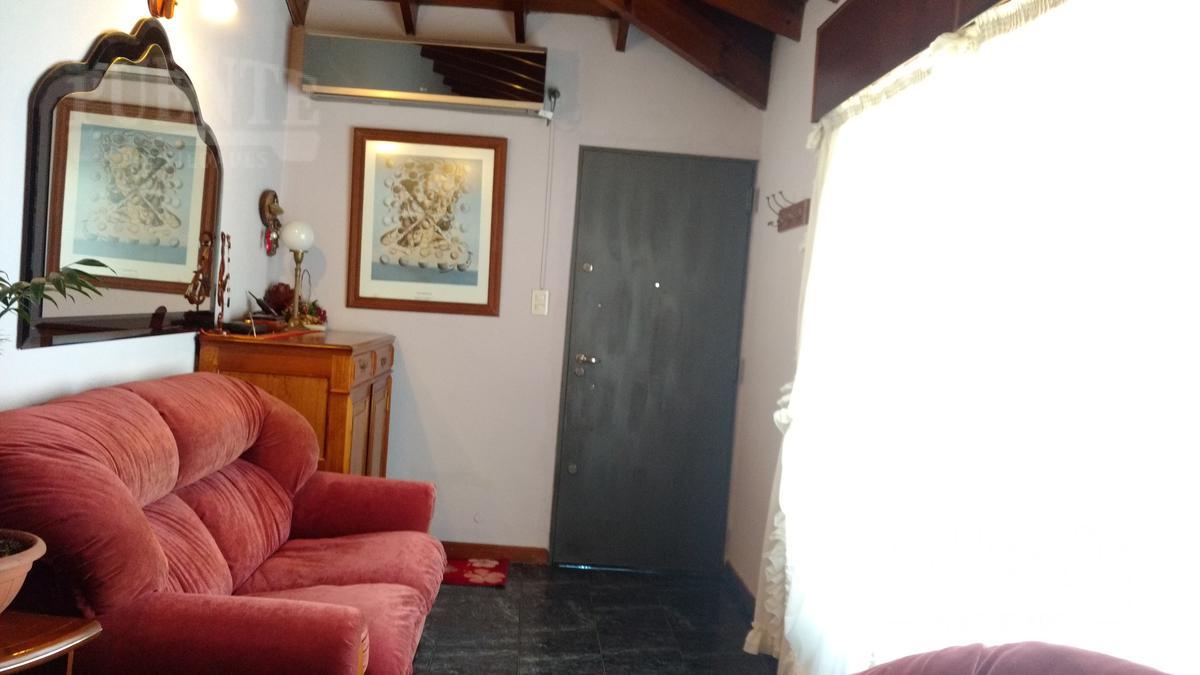 #552771 | Venta | Casa | Banfield (Puente Propiedades)