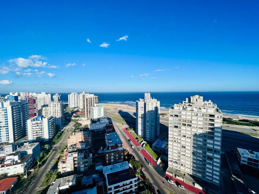 #3238413 | Venta | Departamento | Punta del Este (Emiliano Pedrozo)