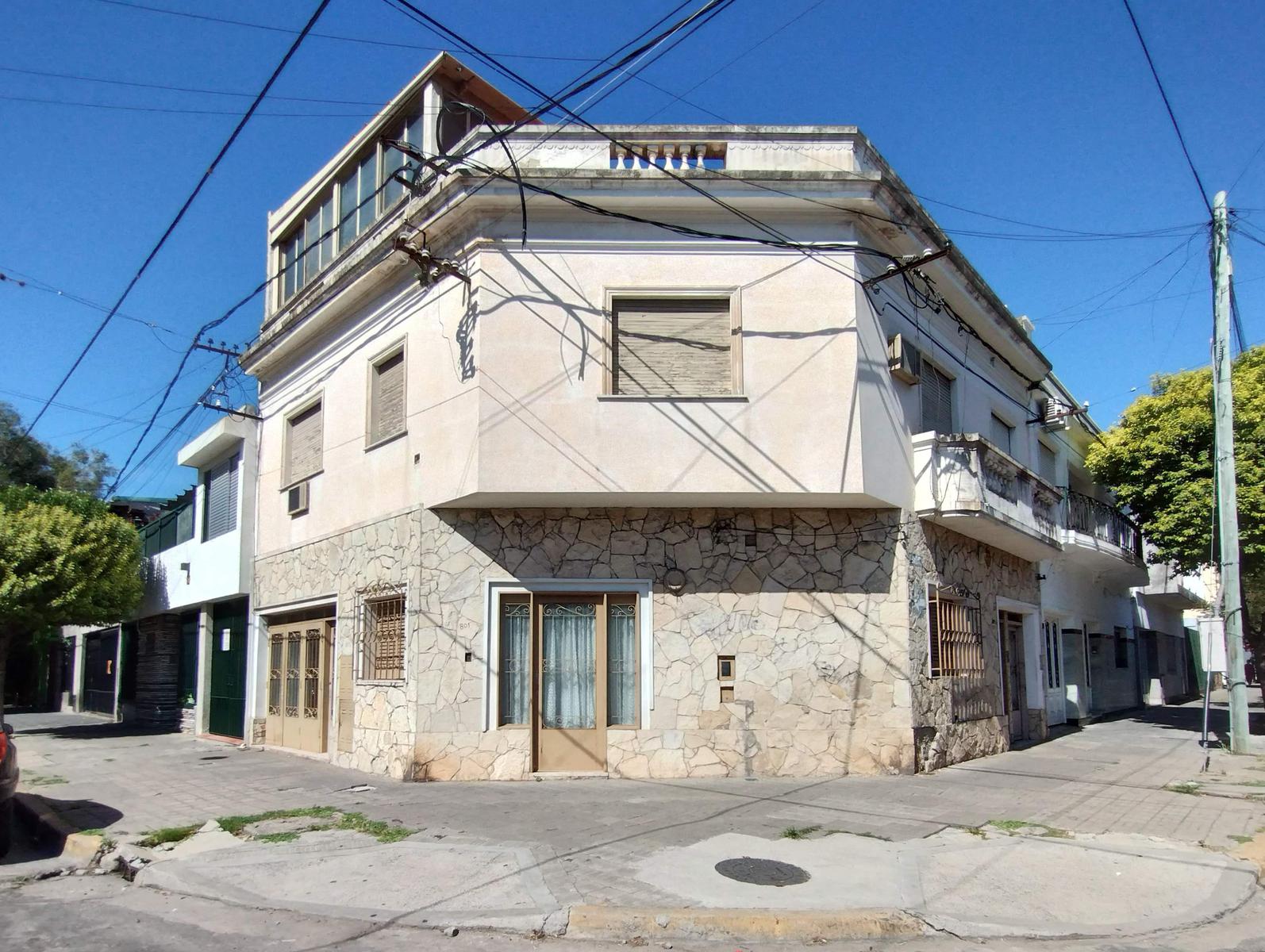 #4910221 | Venta | Casa | Roque Saenz Peña (Ruben Valerio Inmobiliaria)