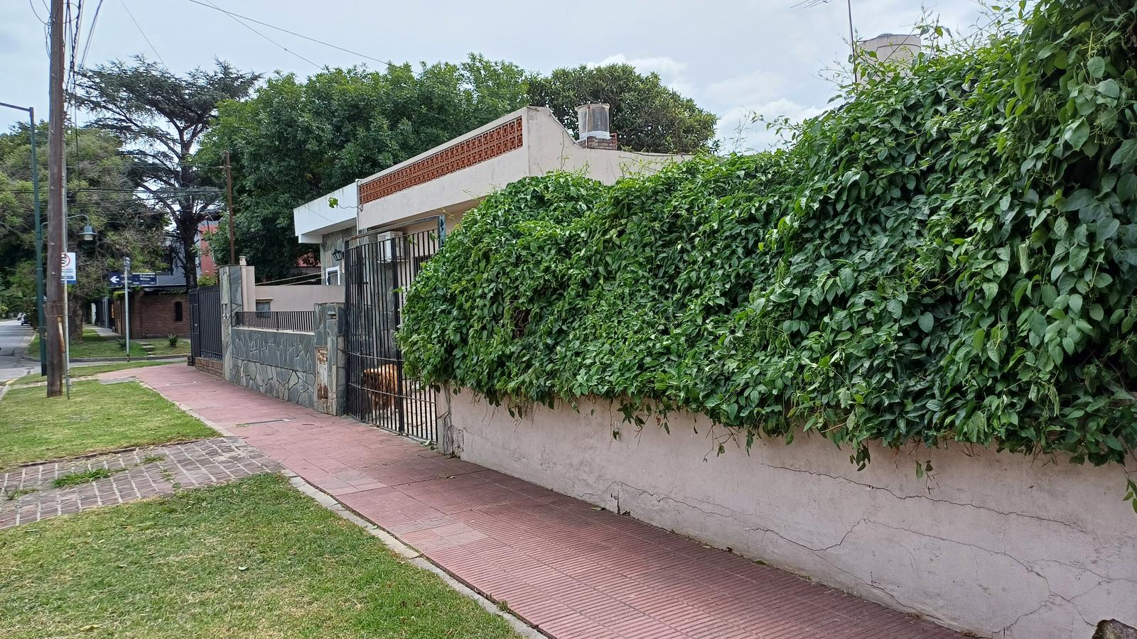 #4939842 | Venta | Casa | San Isidro Vias / Rolon (Casado Propiedades)