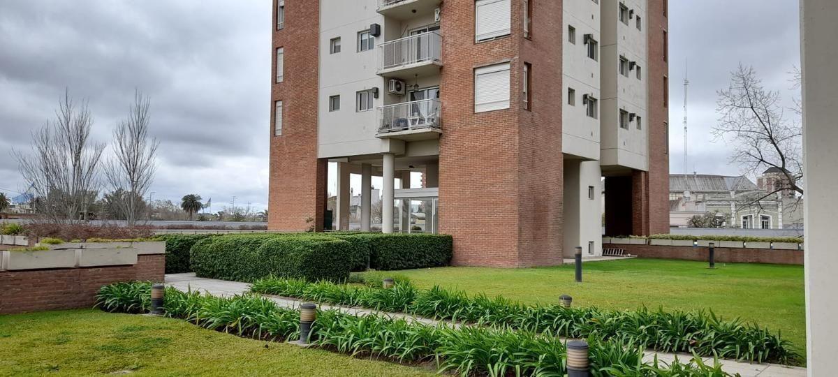 #2589169 | Venta | Departamento | Tigre (Mechi Cogorno)