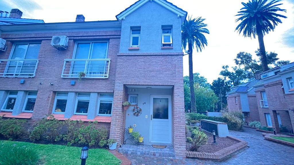 #3873367 | Venta | PH | Adrogue (fabiana de bernardis)