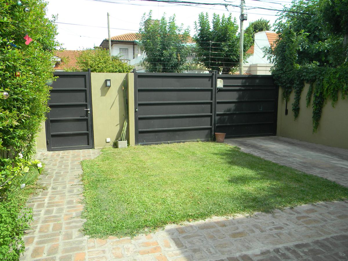 #5132940 | Sale | House | San Isidro Barrio Carreras (Matias y Nicolas Hyland)