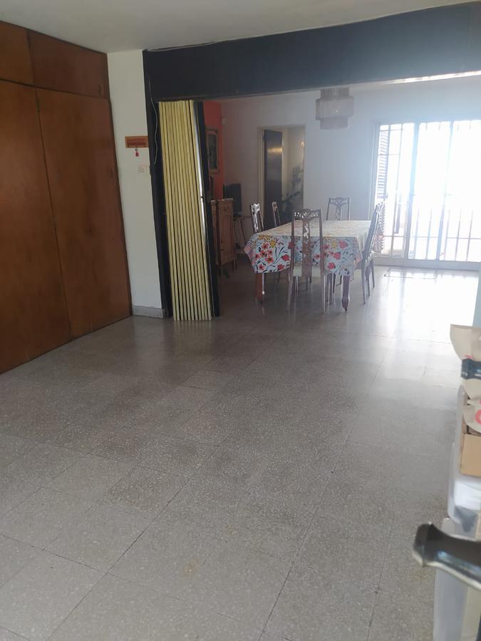 #2475377 | Venta | Casa | Castelar Norte (Sitios Comerciales)