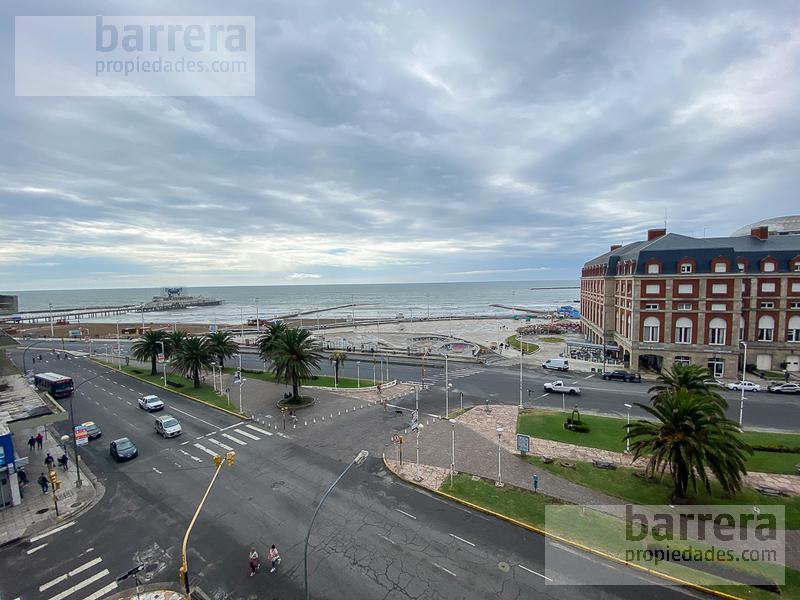 #2187099 | Venta | Departamento | Playa Grande (Barrera Propiedades)