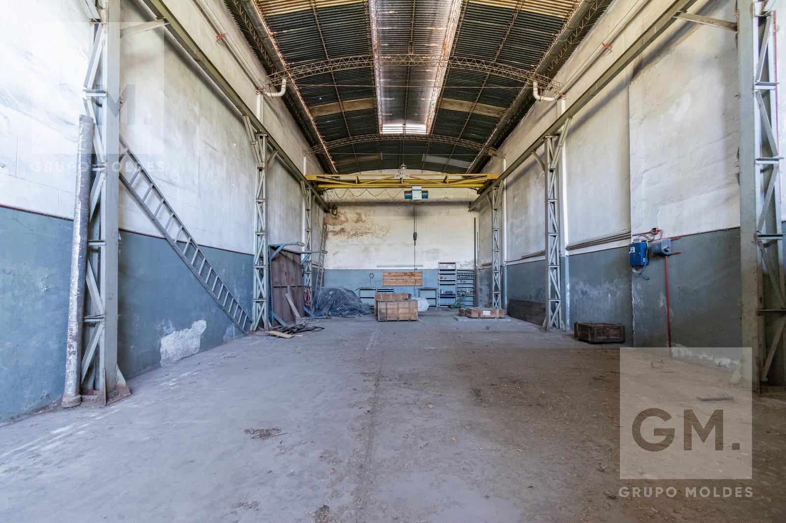 #5105570 | Sale | Warehouse | Barracas (Grupo Moldes)