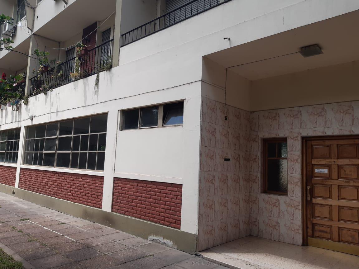 #1762585 | Venta | Departamento | Avellaneda (Inmobiliaria CHV)