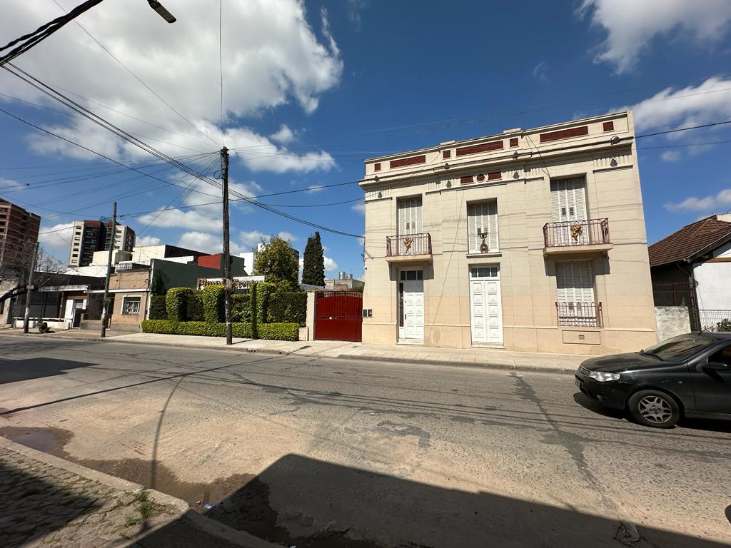 #4765969 | Rental | House | Quilmes (Adrian Mercado)