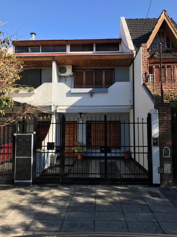 #3861045 | Venta | Casa | Villa Lugano (castillo propiedades)