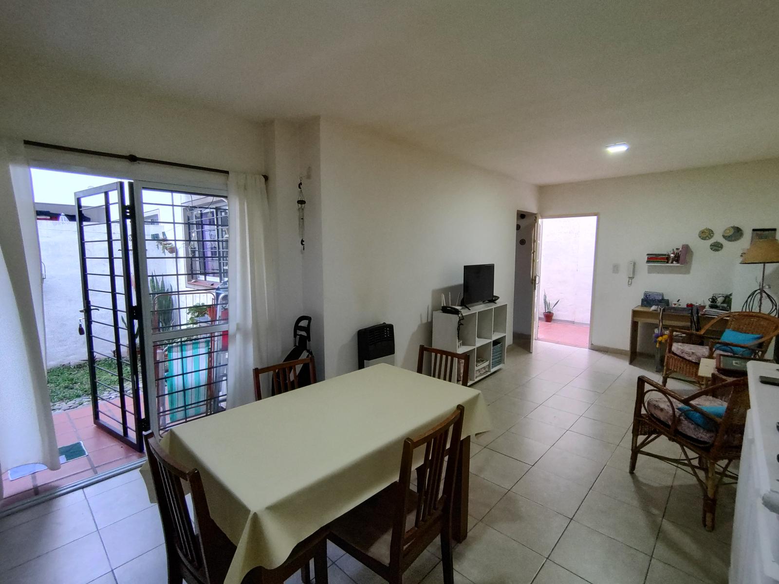 #4705714 | Venta | PH | Arroyito (Codigo - Negocios Inmobiliarios)