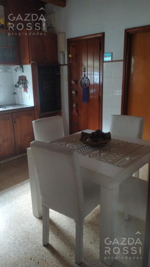 #5454234 | Venta | Casa | Adrogue (Gazda Rossi Propiedades)