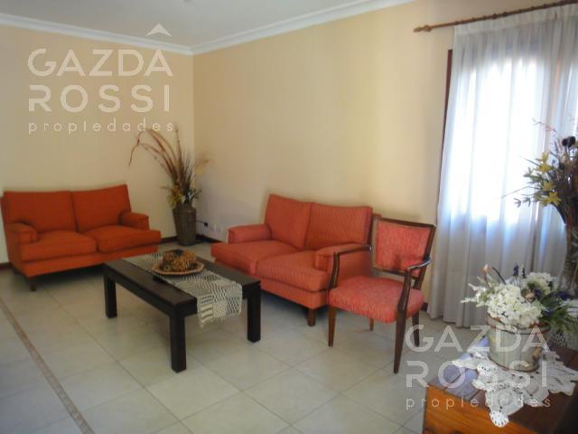 #251414 | Venta | Casa | Adrogue (Gazda Rossi Propiedades)