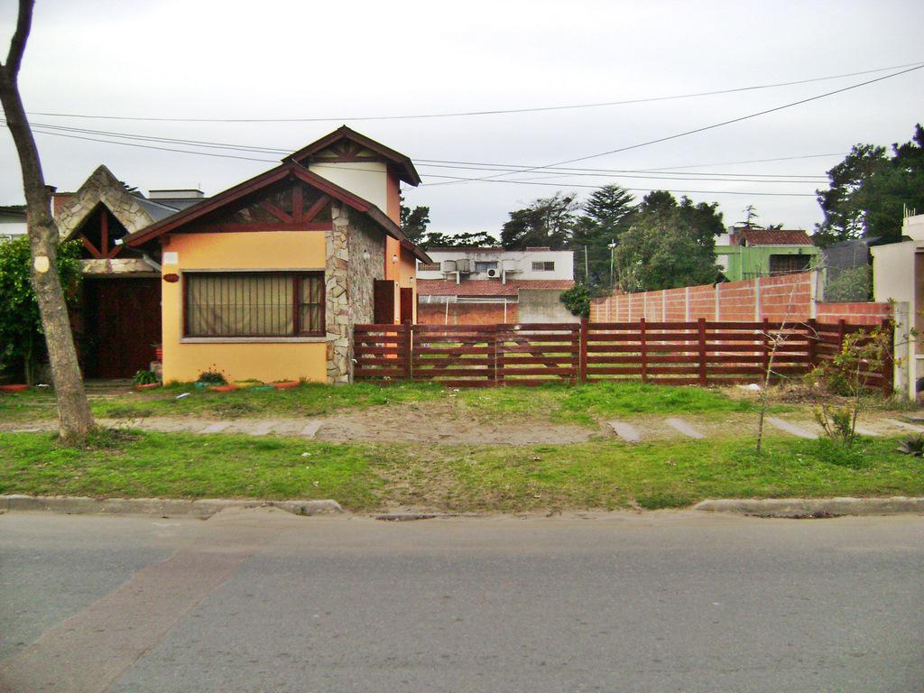 #775100 | Venta | Casa | San Bernardo Del Tuyu (Quesada Propiedades)