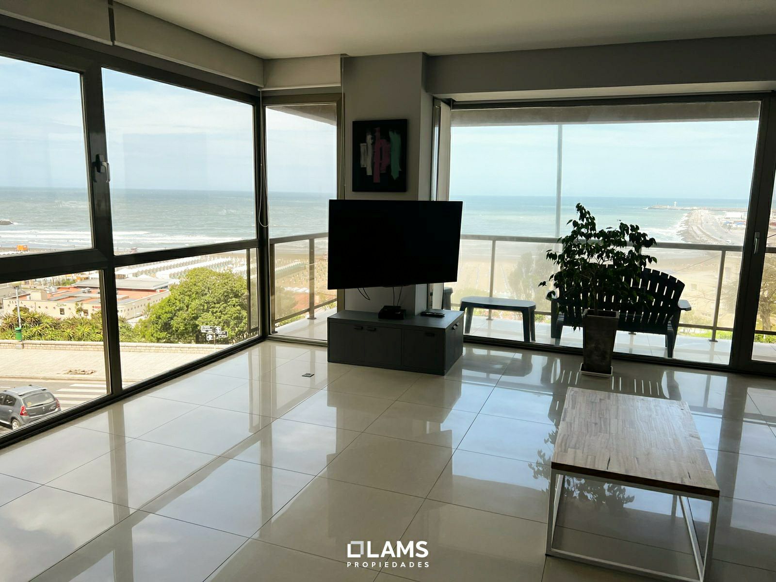 #5021389 | Temporary Rental | Apartment | Playa Grande (Lams Propiedades)