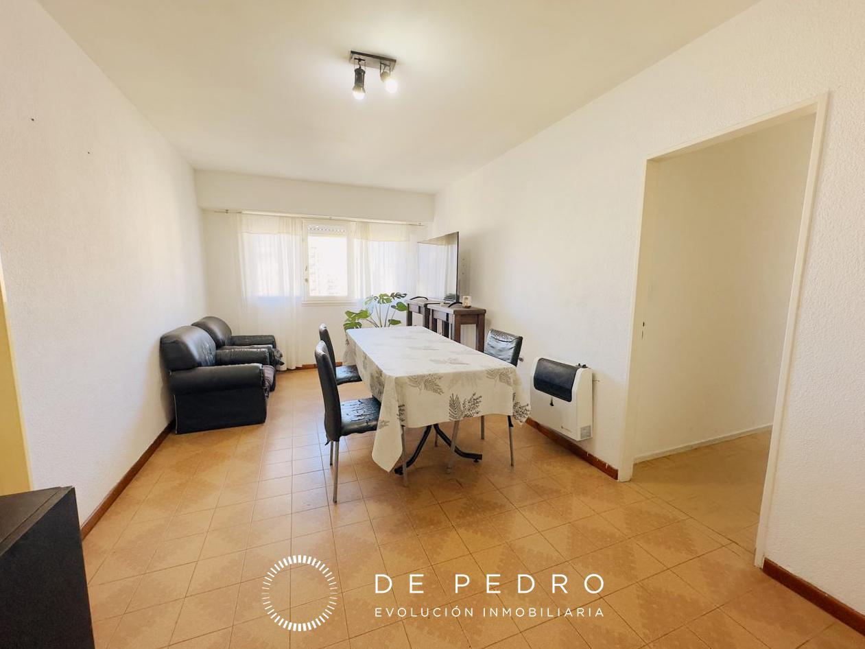 #5039290 | Venta | Departamento | La Perla (De Pedro Propiedades)