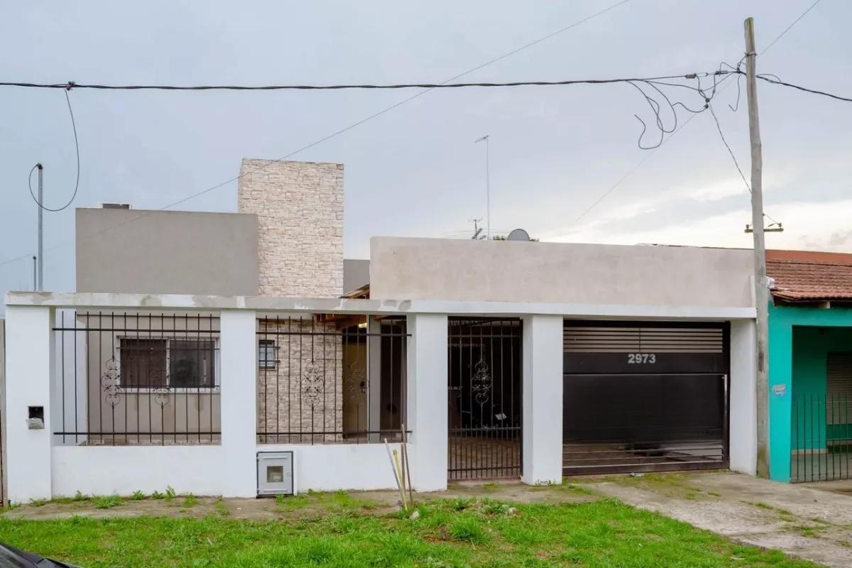 #5129735 | Venta | Casa | Los Hornos (Estudio Yacoub)