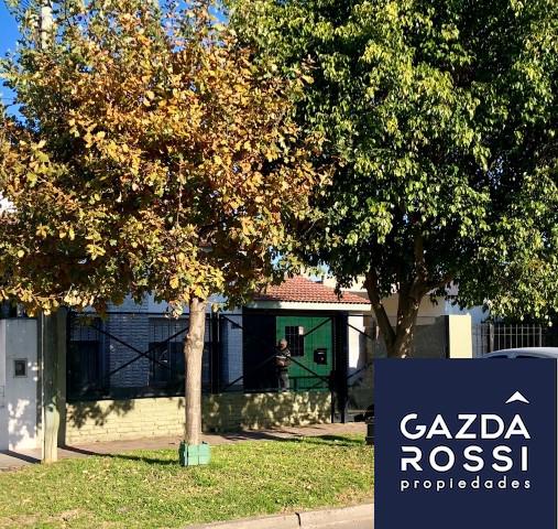 #520596 | Venta | Casa | Jose Marmol (Gazda Rossi Propiedades)