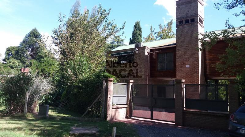 #1024789 | Venta | Casa | Villa Elisa (Alberto Dacal)