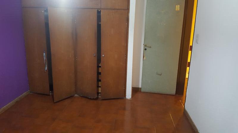 #933619 | Venta | Casa | Adrogue (Giorgis Y Cía)