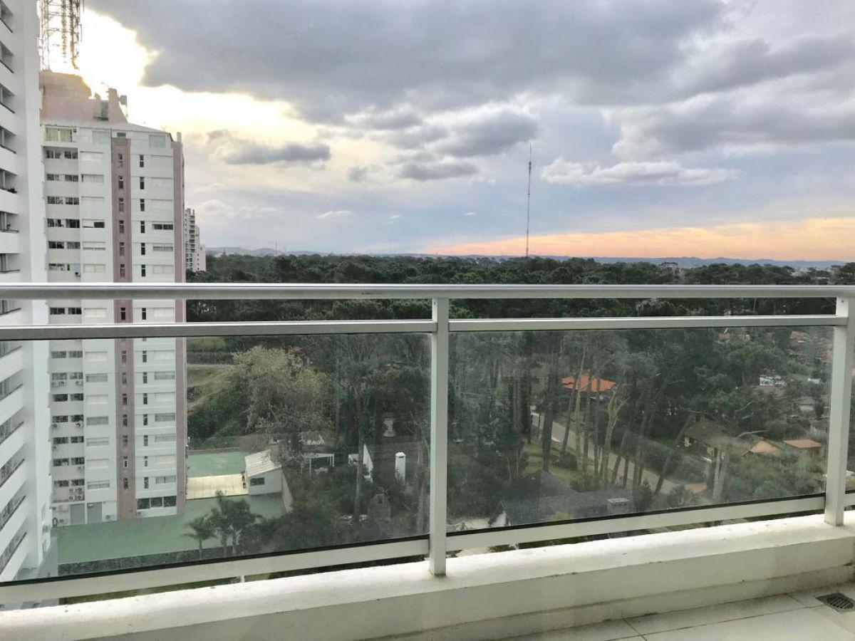 #2420043 | Venta | Departamento | Cantegril (Kuste House Hunting)