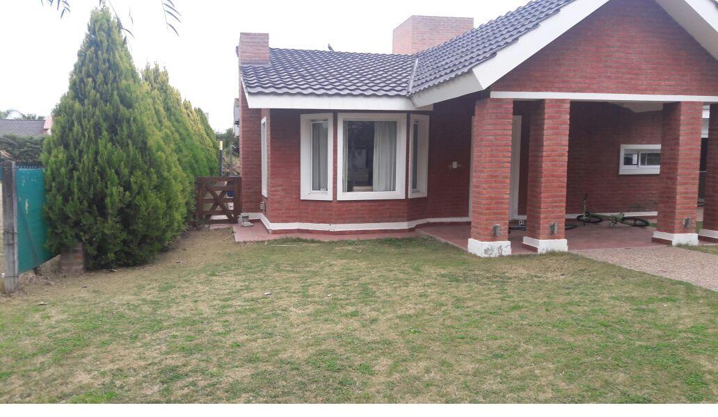 #468601 | Venta | Casa | Countries y Barrios Cerrados (Inmobiliaria Becker)