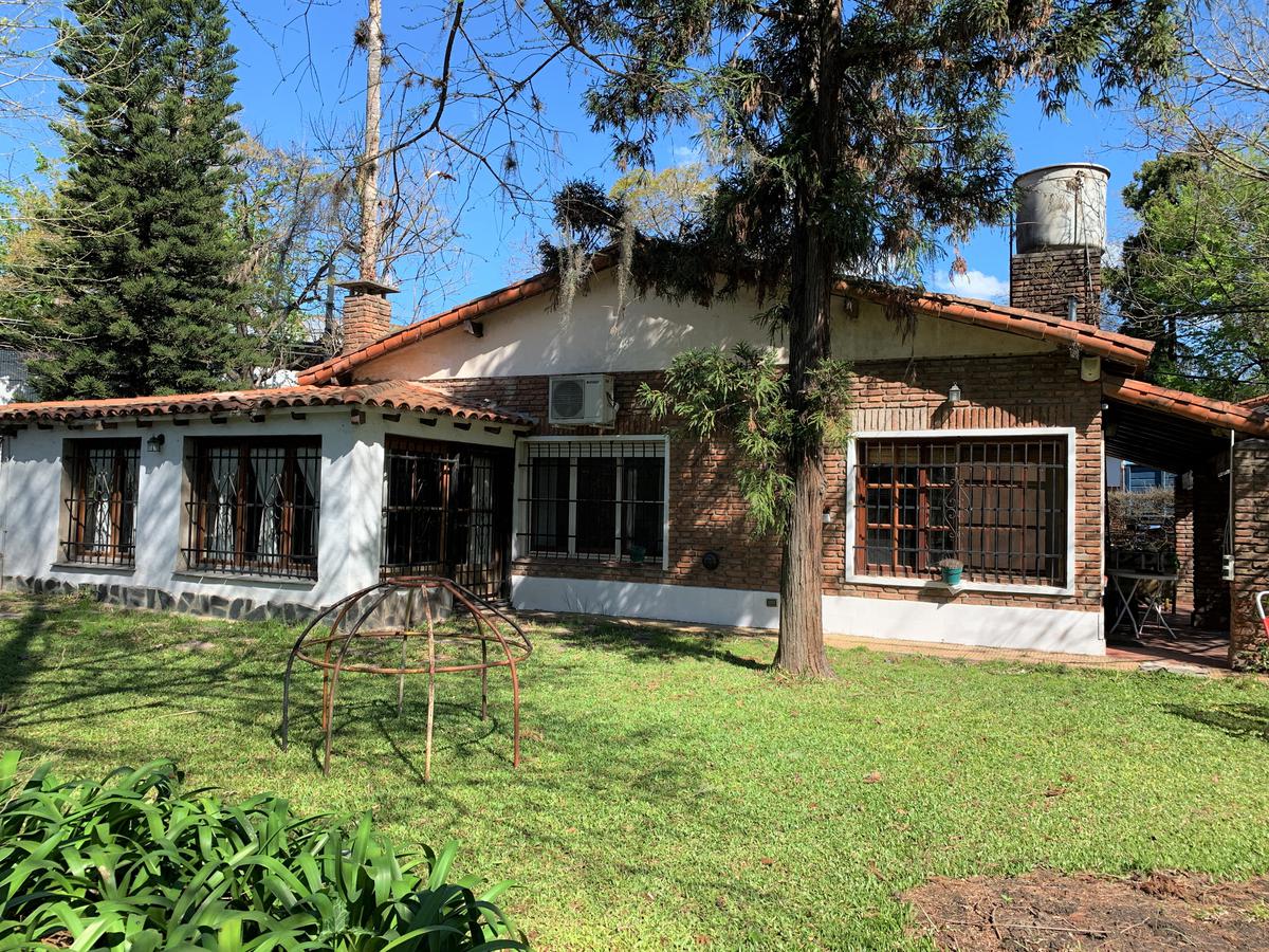 #2198768 | Venta | Casa | Villa Santos Tesei (EDUARDO J. CARFI Propiedades)