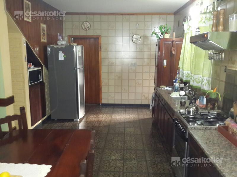 #196563 | Venta | Casa | Lomas De Zamora (Cesar Kotler Propiedades)