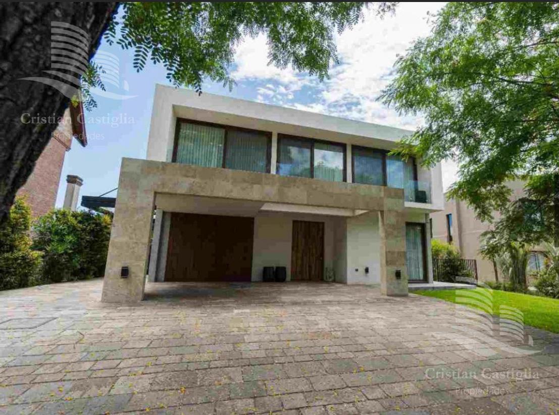 #4935751 | Venta | Casa | San Isidro Labrador (Cristian Castiglia Propiedades)