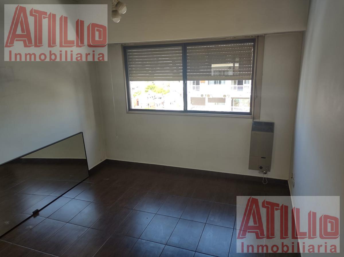 #2290535 | Venta | Casa | Hurlingham (Analía Fernández Servicios Inmobiliarios)