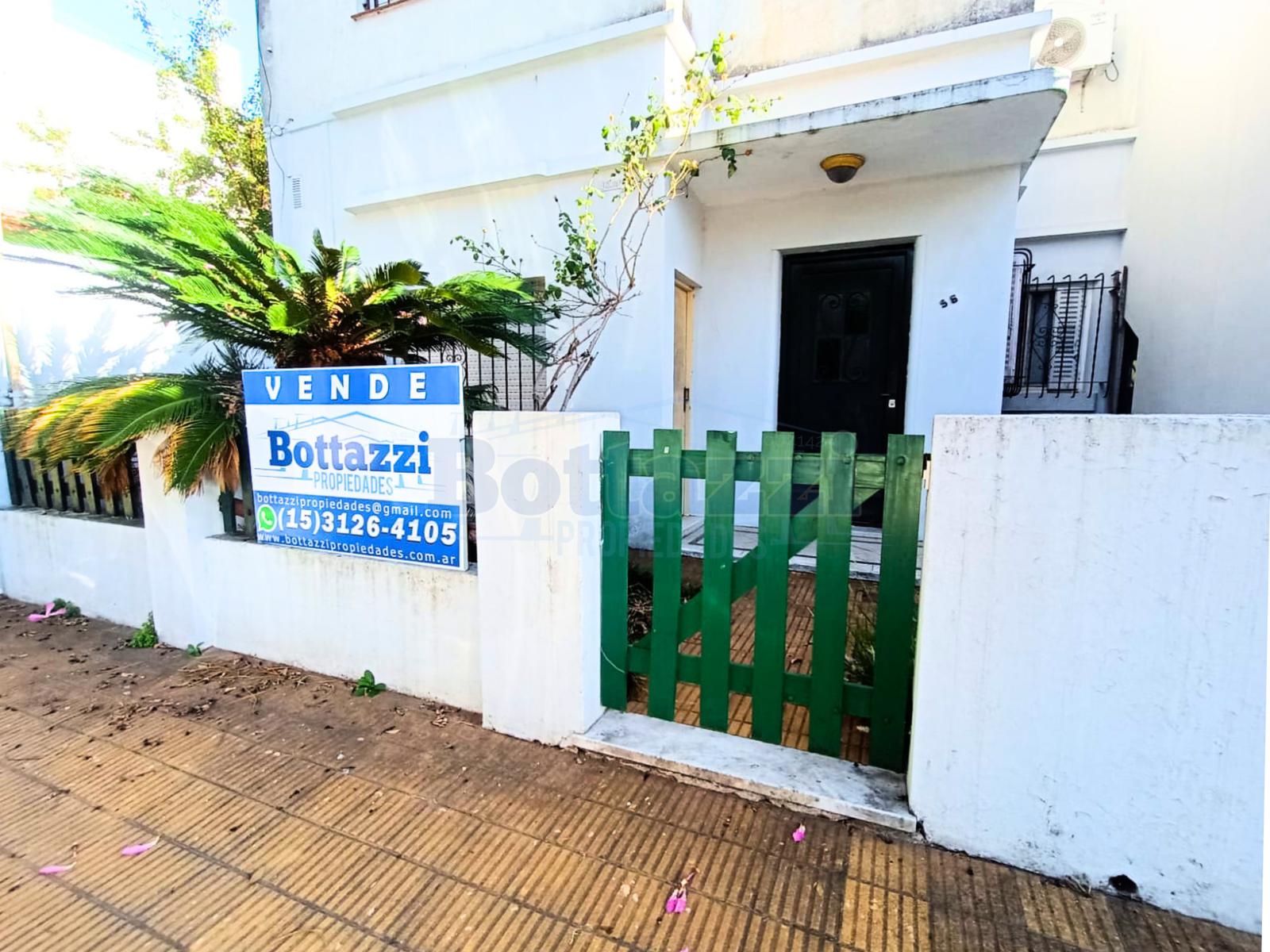 #4956591 | Venta | PH | Lomas De Zamora (Botazzi Propiedades)