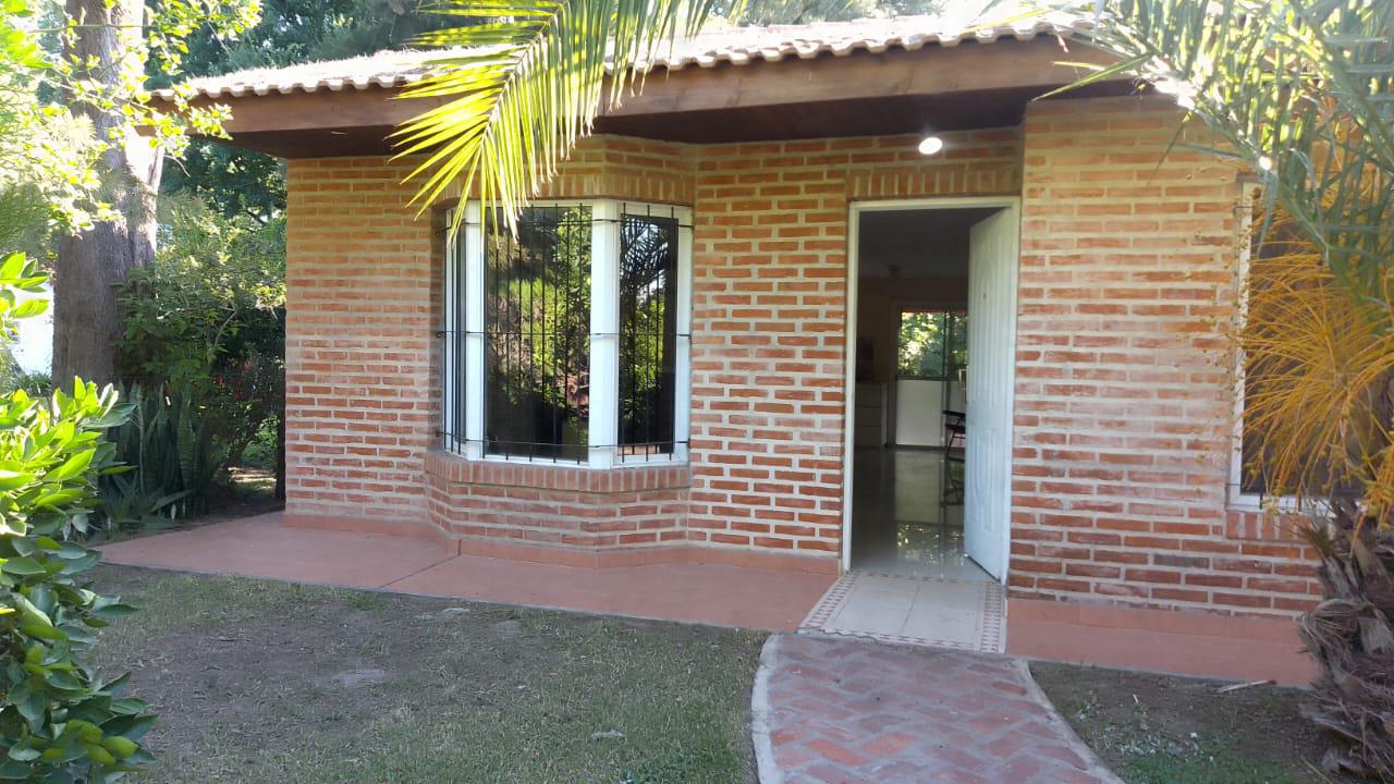 #4910155 | Venta | Casa | Barrio El Cazador (VIEYTES Inmobiliaria)