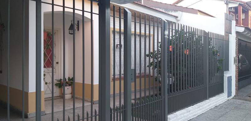 #1907209 | Venta | Casa | Banfield (Fabian Tortello)