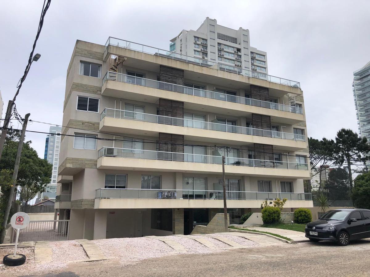 #4696094 | Alquiler | Departamento | Playa Mansa (Hambai propiedades UY)