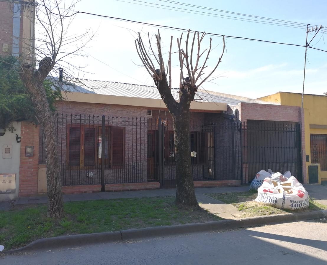 #5457923 | Venta | Casa | Centro De Lujan (Di Martino)