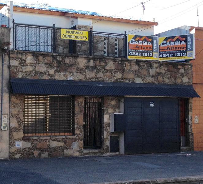 #261729 | Venta | Casa | Lanus Oeste (CASSIA ALFANO GESTION INMOBILIARIA E INVERSION)