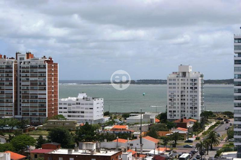 #4778890 | Temporary Rental | Apartment | Playa Brava (Emiliano Pedrozo)