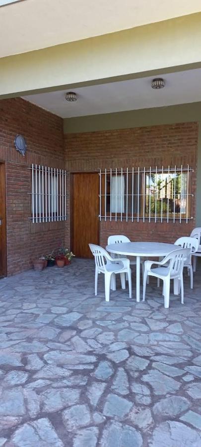 #3650282 | Venta | Casa | Suipacha (Libertador Servicios Inmobiliarios)