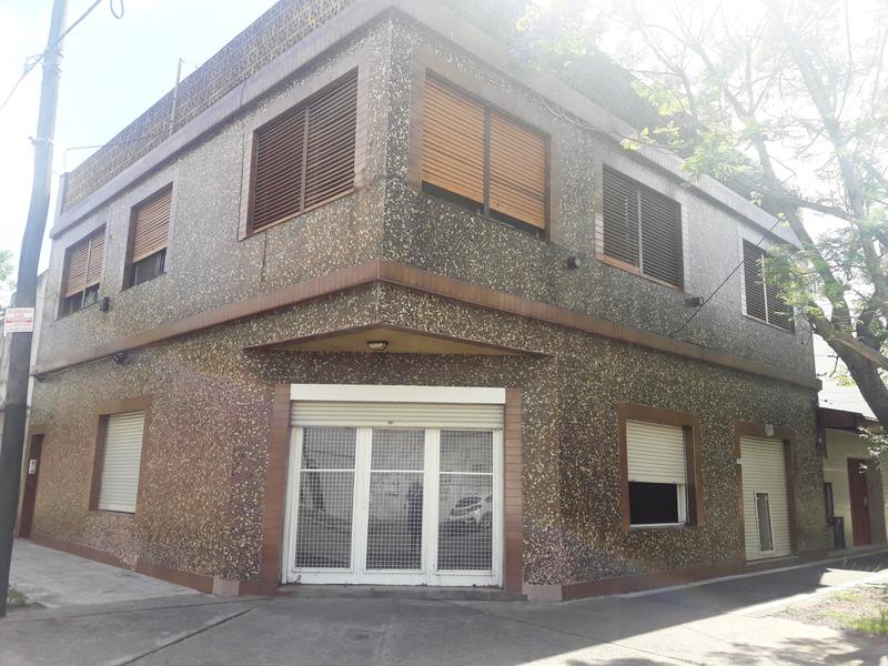 #637682 | Venta | Departamento | Banfield (Panizzi)