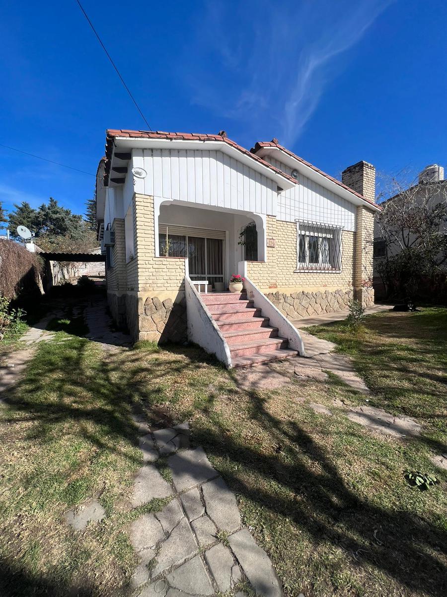 #4417875 | Sale | House | Villa Carlos Paz (Dutto&Fernández)