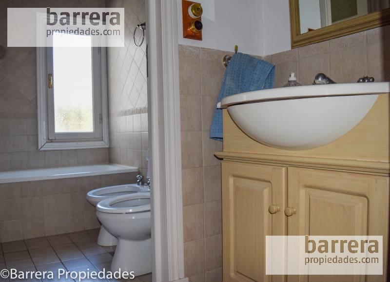 #856153 | Venta | Casa | Pinos De Anchorena (Barrera Propiedades)