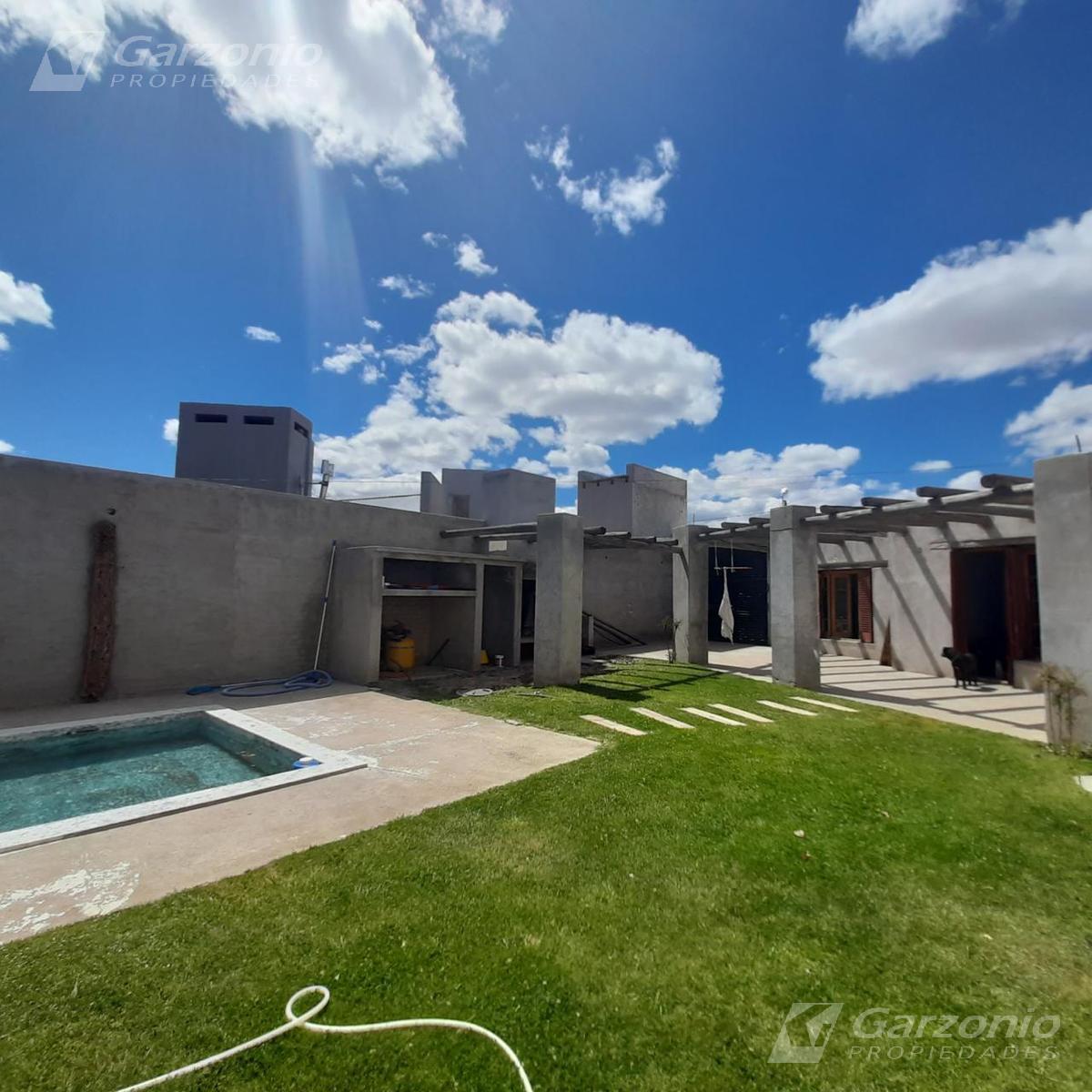 #5463942 | Venta | Casa | Trelew (Garzonio Propiedades)